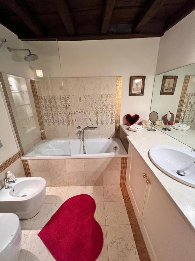 Torre Della Scimmia Appartement *
